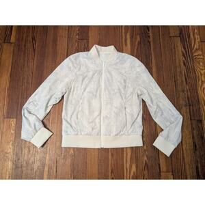 Lululemon Floral Print Bomb Around Reversible Jacket White/Grey Women’s Size 4
